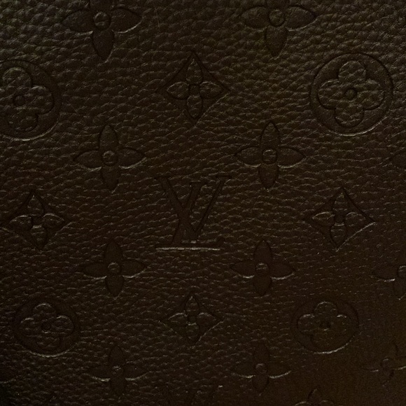 NWT designer inspired faux black leather with faux fur pet carrier. - Picture 10 of 10